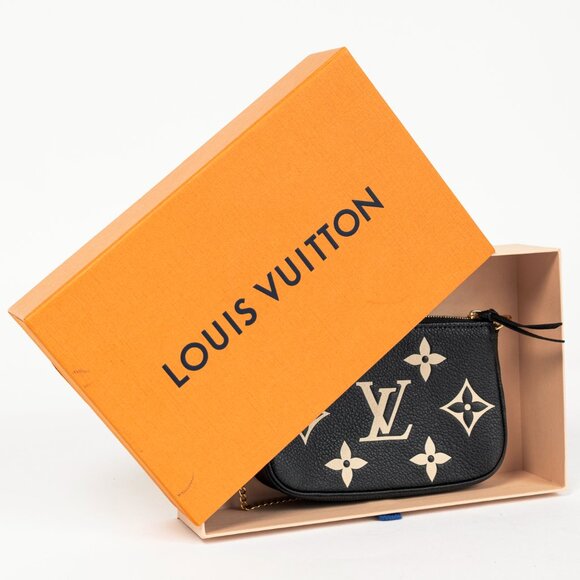 Louis Vuitton Mini Pochette Accessoires Black Monogram Empreinte Giant Pouch - Picture 9 of 9